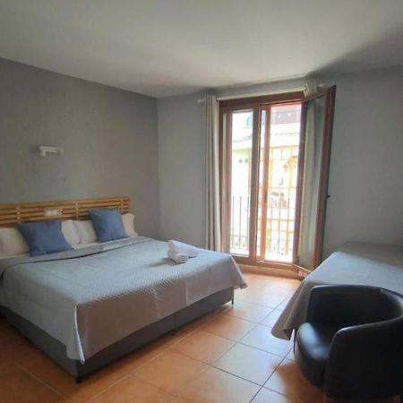 Hotel Acebo Plaza Mayor ฮากา ภายนอก รูปภาพ