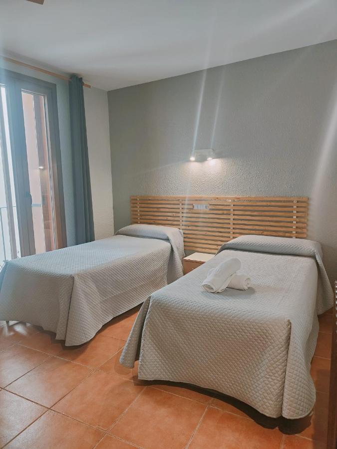 Hotel Acebo Plaza Mayor ฮากา ภายนอก รูปภาพ