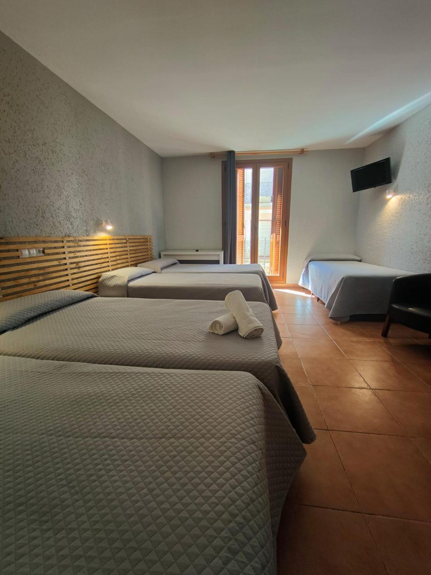 Hotel Acebo Plaza Mayor ฮากา ภายนอก รูปภาพ